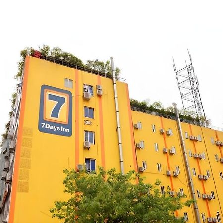 7 Days Inn Chengdu Sichuan University South Railway Station Ngoại thất bức ảnh