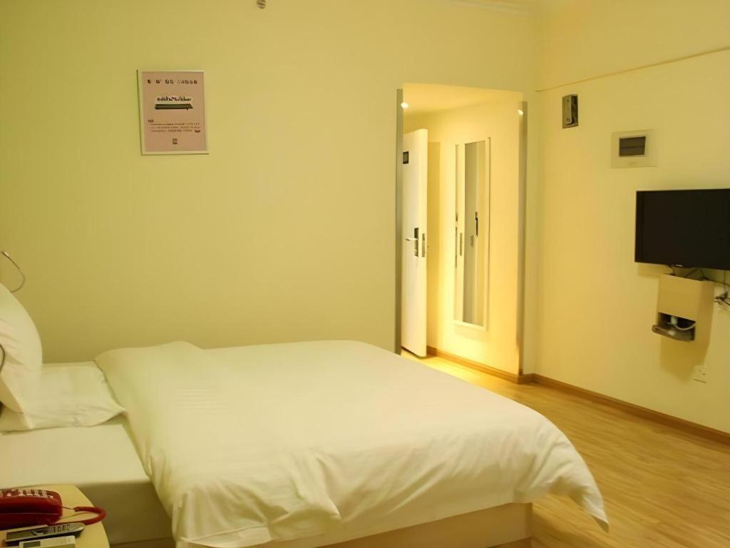 7 Days Inn Chengdu Sichuan University South Railway Station Ngoại thất bức ảnh