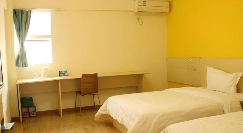 7 Days Inn Chengdu Sichuan University South Railway Station Ngoại thất bức ảnh